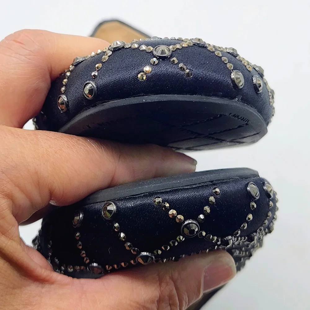 Badgley Mischka Norell Quilted Crystal Satin Flats In Black Size 7.5